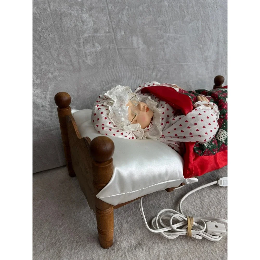 Vintage Animated Snoring Grandma Doll in Bed Christmas Decor Do Not Disturb 21in